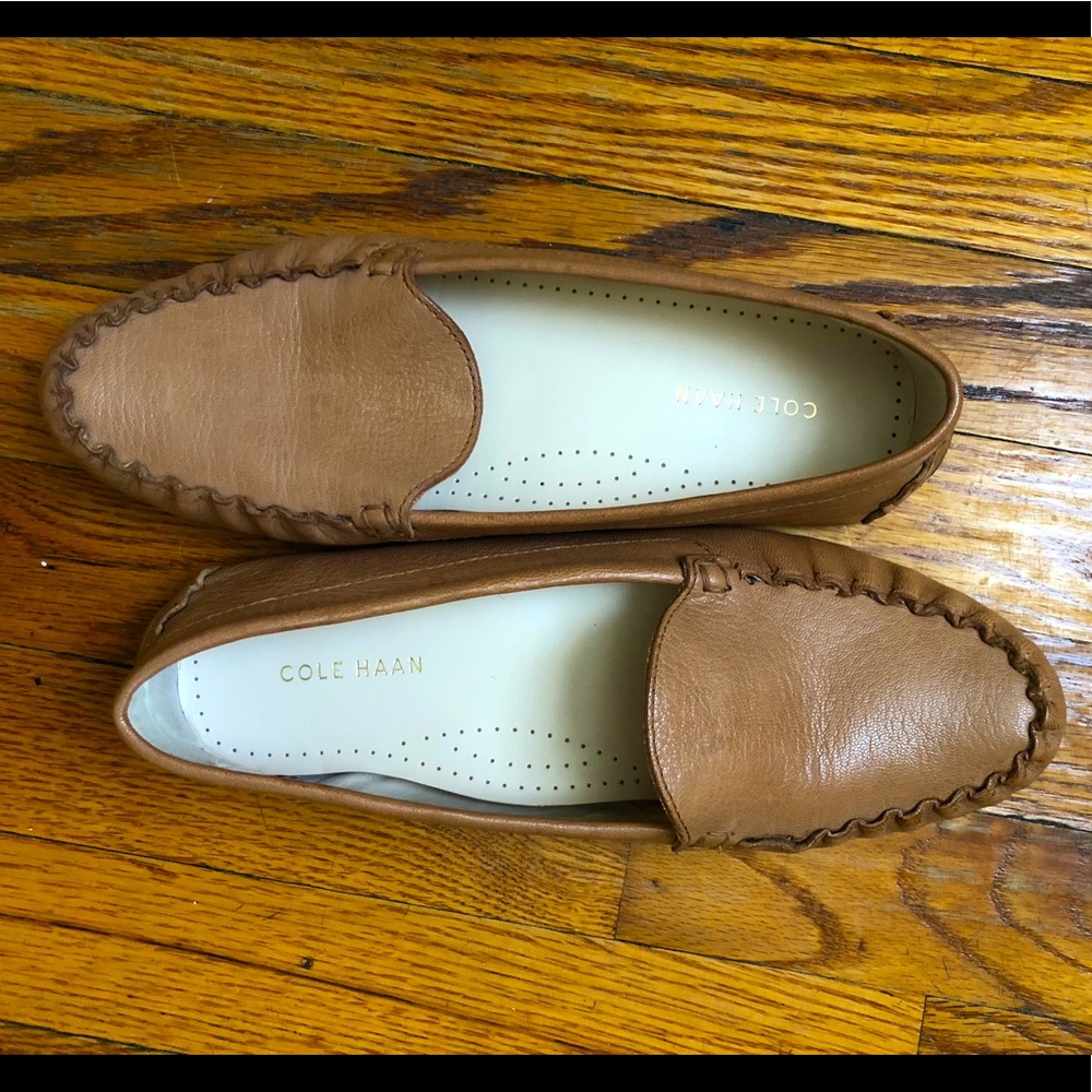 Cole Haan Evelyn Driver Loafer - Size 8B - Like New